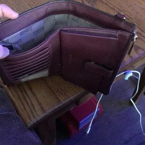 Michael kors wristlet